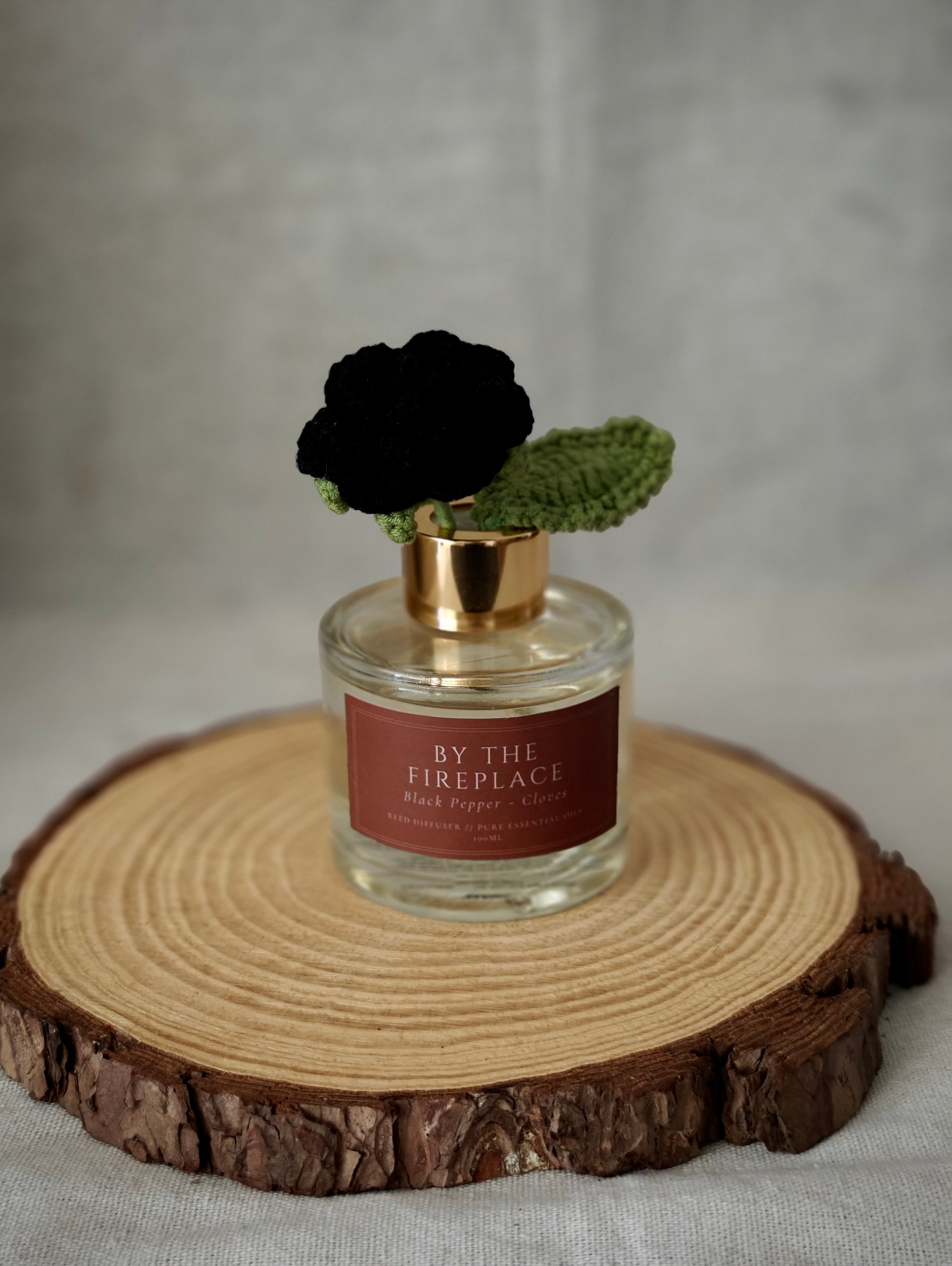 By the Fireplace - Candle & Diffuser Set