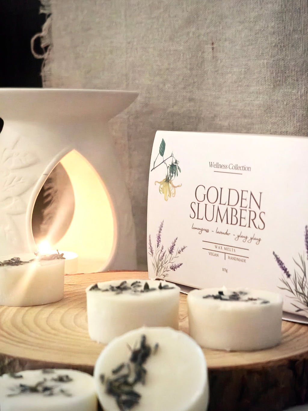 Golden Slumbers aromatherapy wax melts with lavender and lemongrass essential oils
