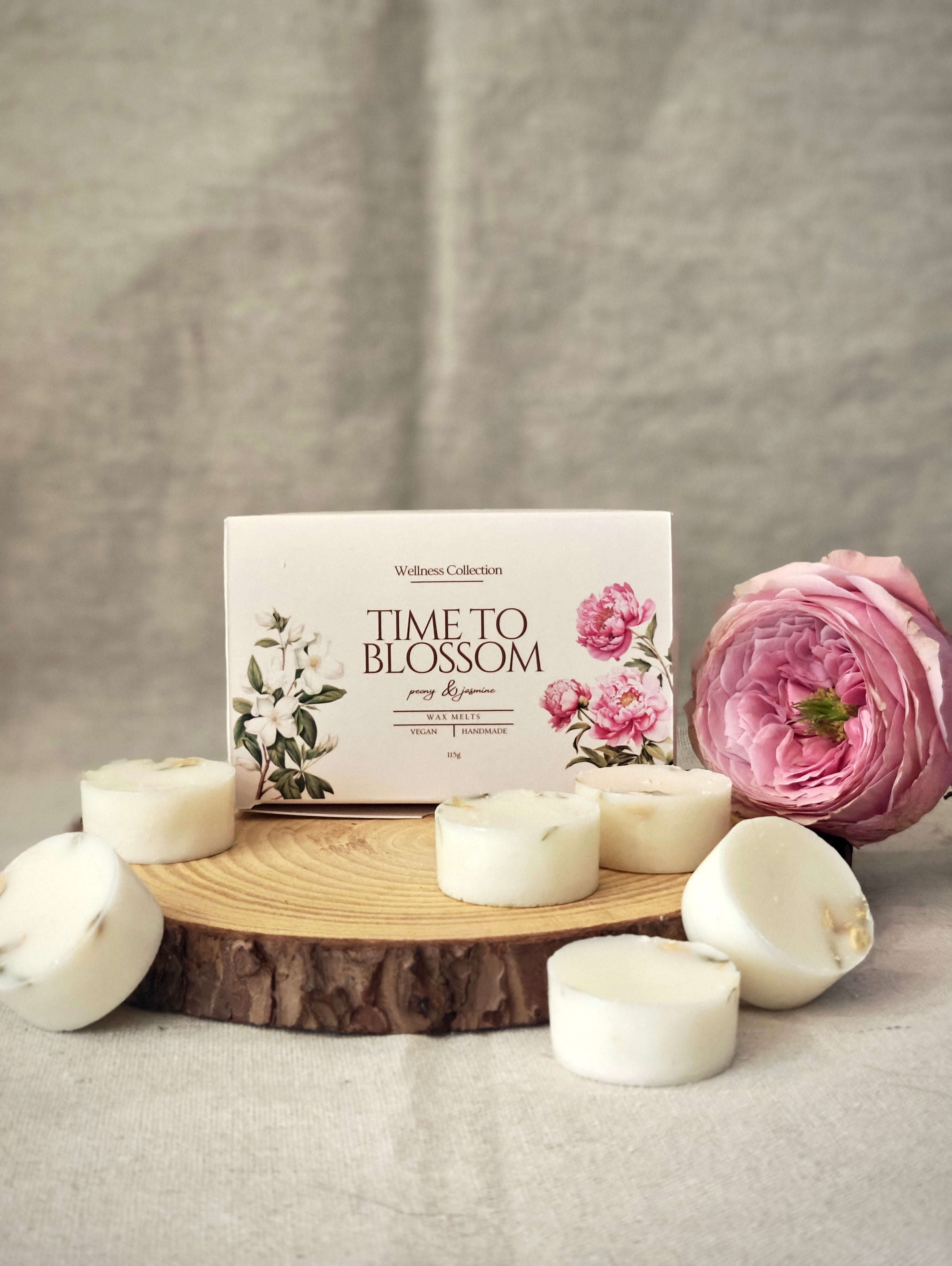 Time To Blossom peony and jasmine scented wax melts